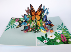 Картичка панорамна птици и пеперуди
